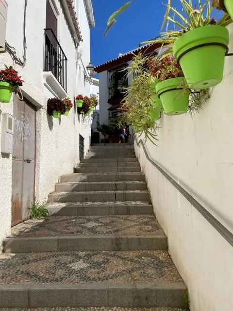 The old town of Estepona: a must-see historical center.
